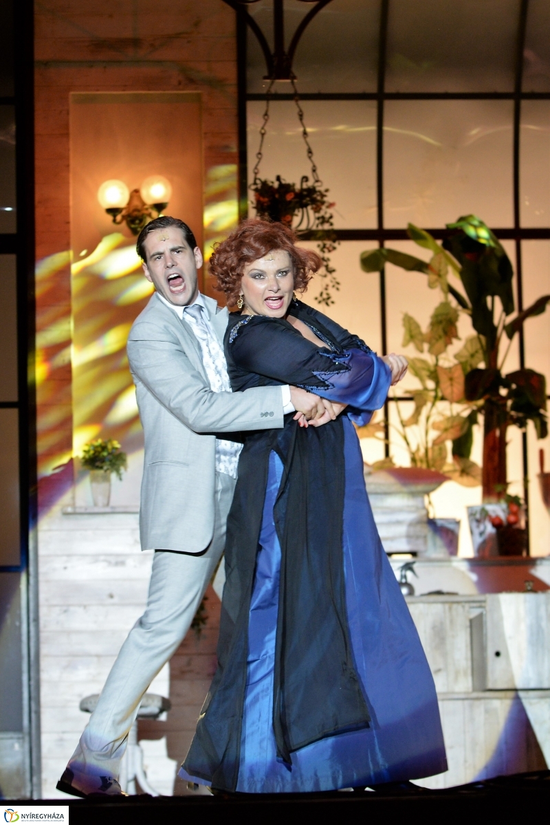 A Szabadtéri Színpadon A régi nyár című darabot láthatta a nagyérdemű 