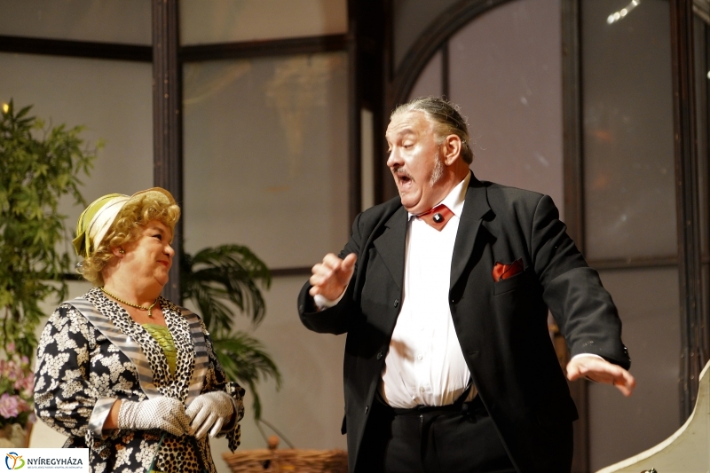 A Szabadtéri Színpadon A régi nyár című darabot láthatta a nagyérdemű 