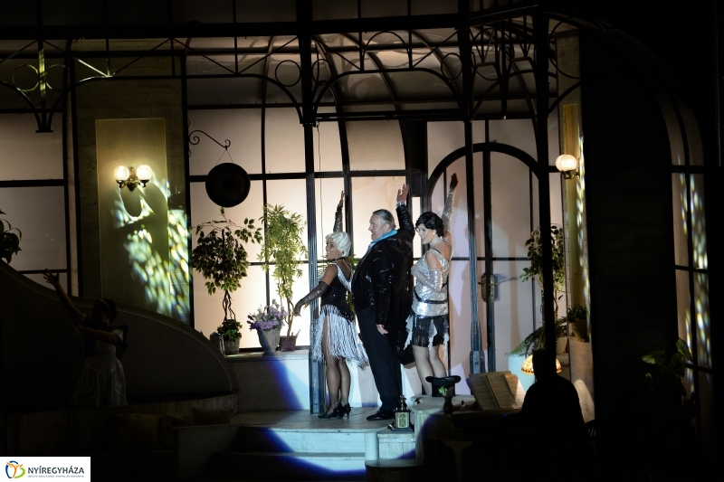 A Szabadtéri Színpadon A régi nyár című darabot láthatta a nagyérdemű 