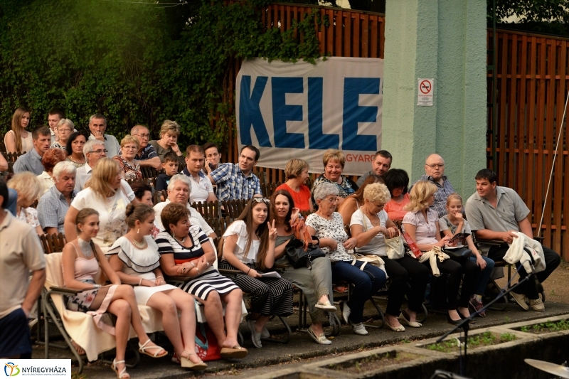 A Szabadtéri Színpadon A régi nyár című darabot láthatta a nagyérdemű 