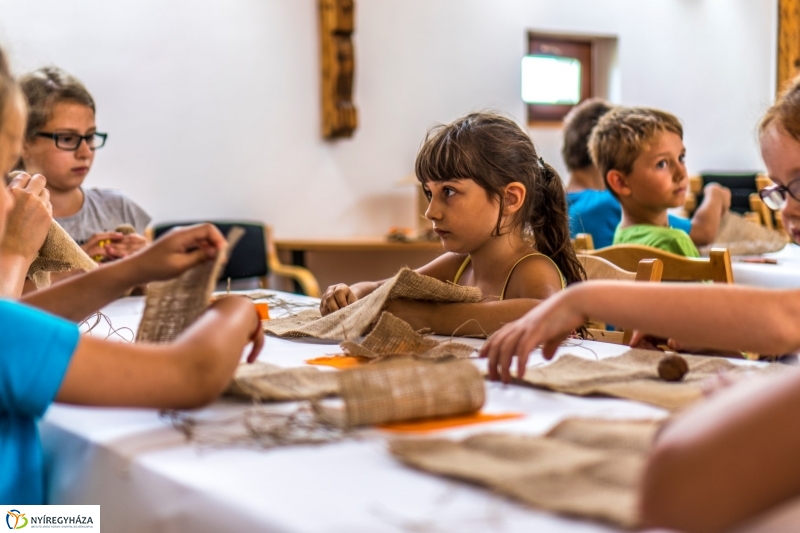 Táborozók a múzeumfaluban