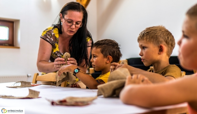 Táborozók a múzeumfaluban