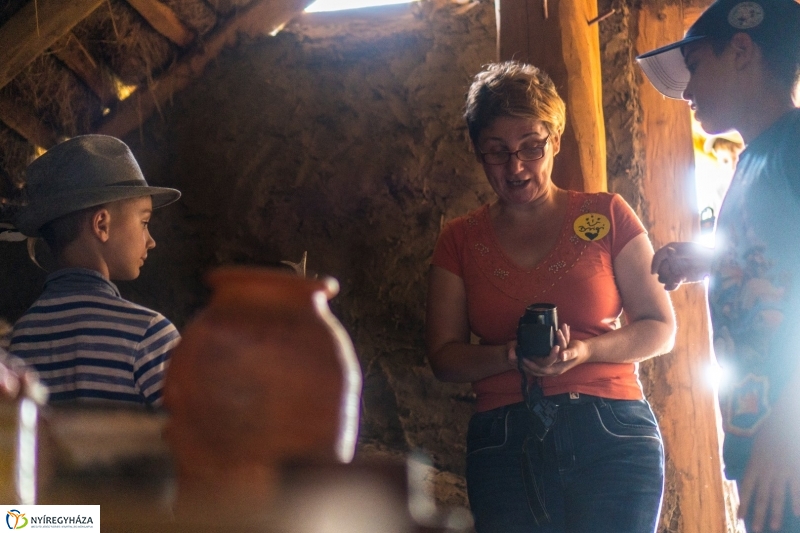 Táborozók a múzeumfaluban