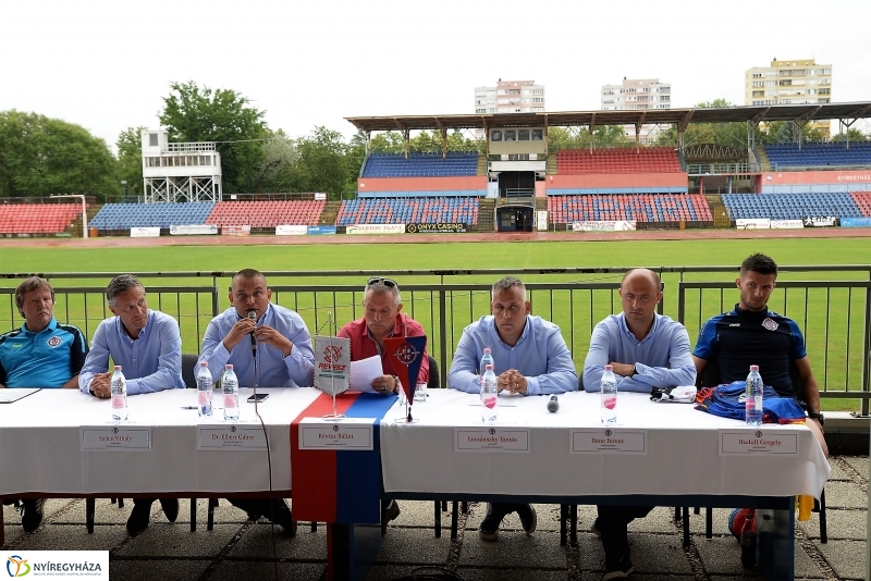 Szurkolói ankét a Szparinál