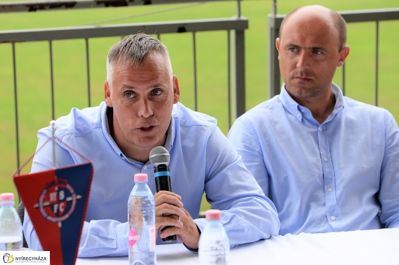 Szurkolói ankét a Szparinál