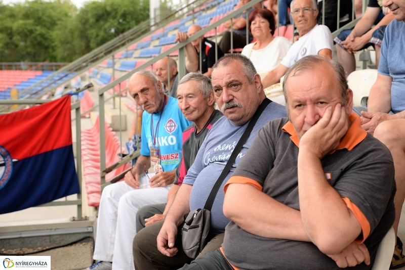 Szurkolói ankét a Szparinál