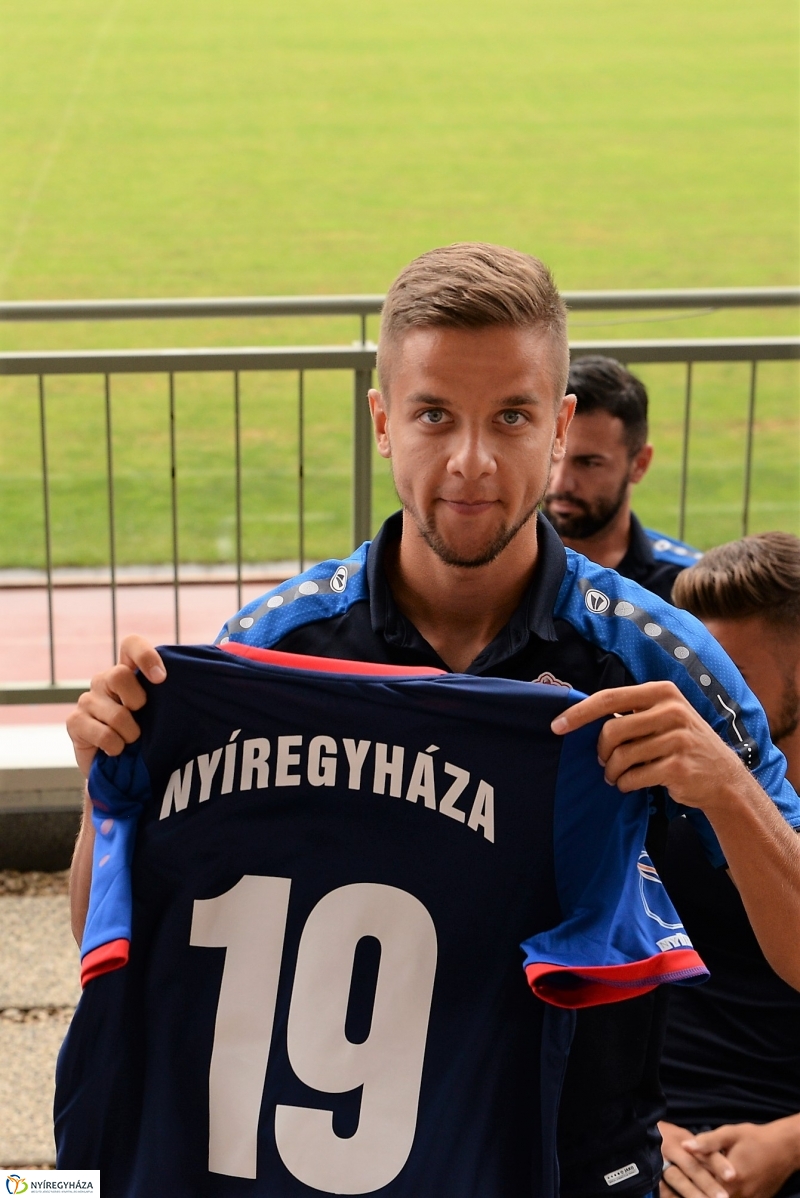 Szurkolói ankét a Szparinál