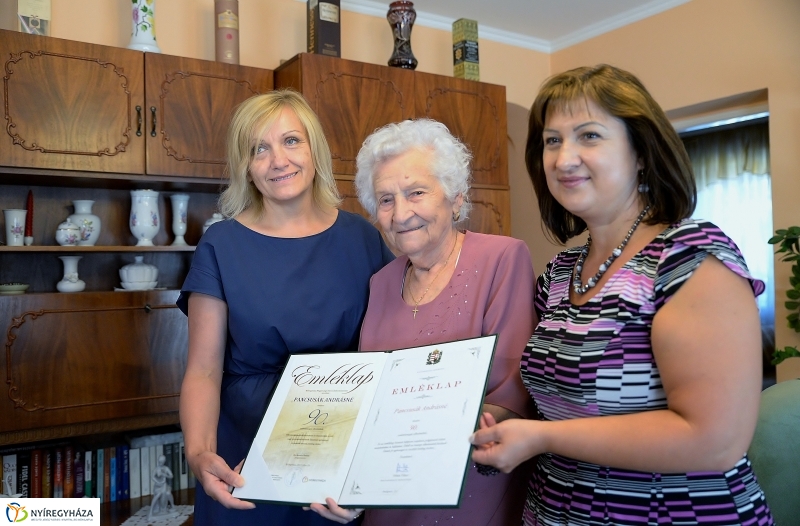 Pancsusák Andrásné 90 éves - önkormányzati köszöntés