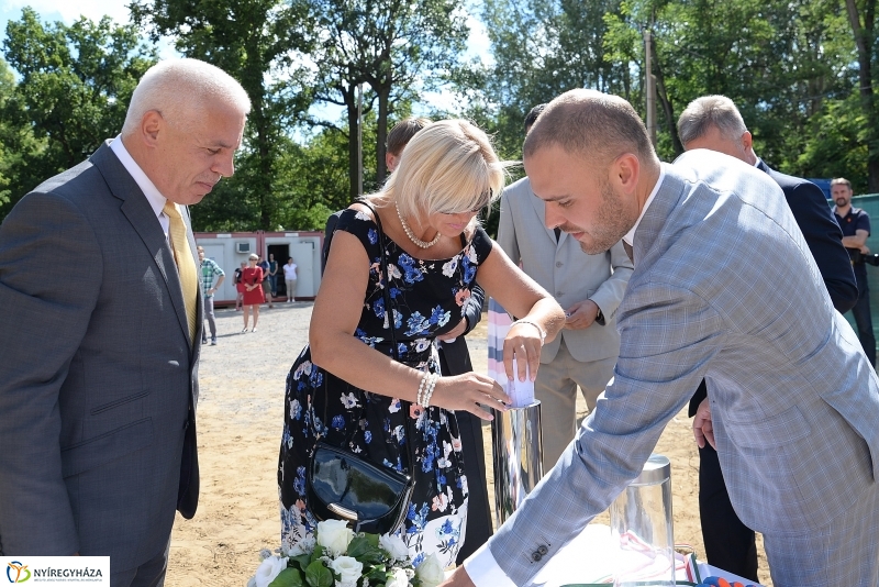 Sóstó Hotel-ünnepélyes alapkőletétel