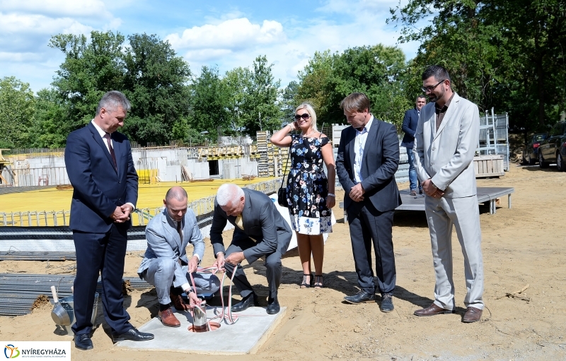 Sóstó Hotel-ünnepélyes alapkőletétel