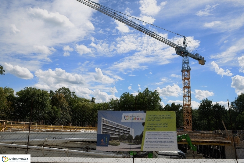 Sóstó Hotel-ünnepélyes alapkőletétel