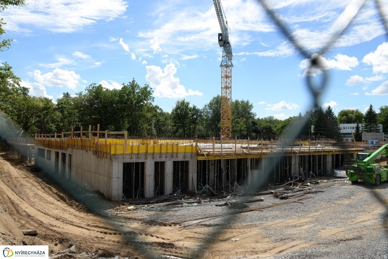 Sóstó Hotel-ünnepélyes alapkőletétel