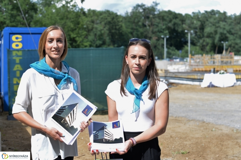 Sóstó Hotel-ünnepélyes alapkőletétel