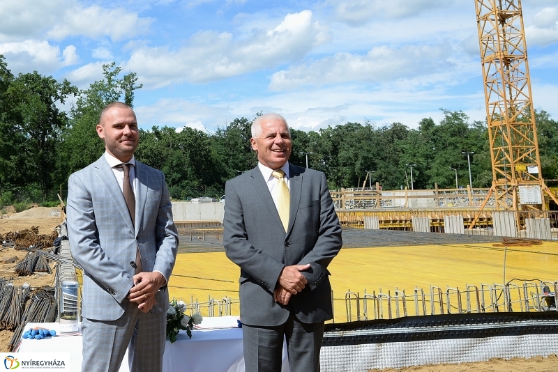 Sóstó Hotel-ünnepélyes alapkőletétel