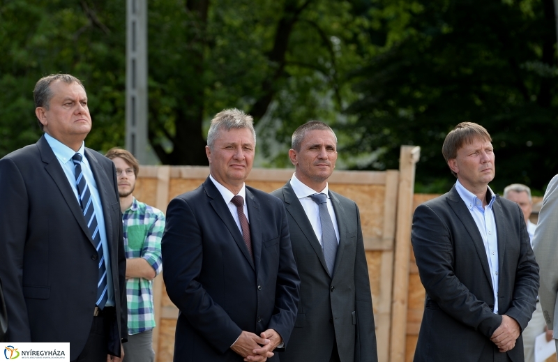 Sóstó Hotel-ünnepélyes alapkőletétel