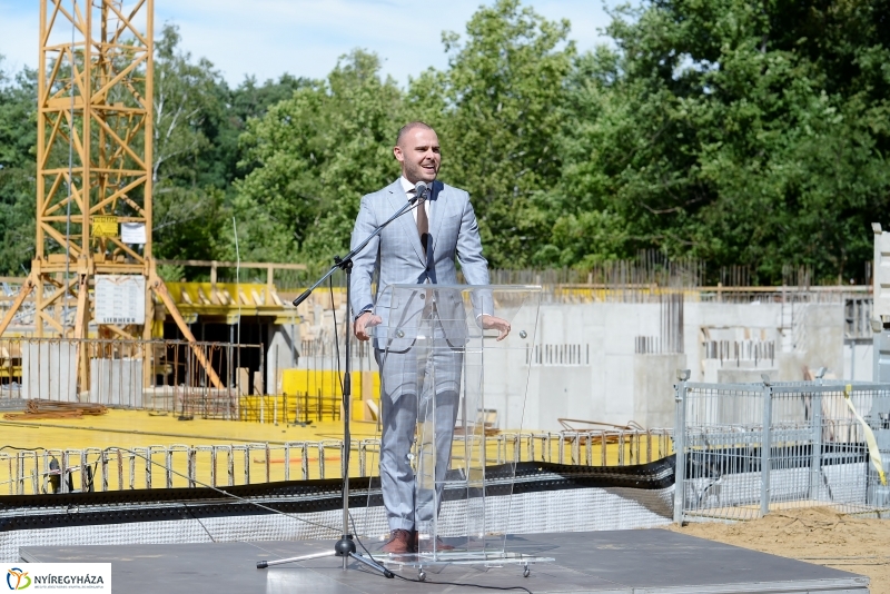 Sóstó Hotel-ünnepélyes alapkőletétel