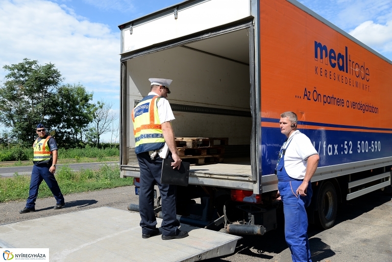 Tispol ellenőrzés a 38-as úton