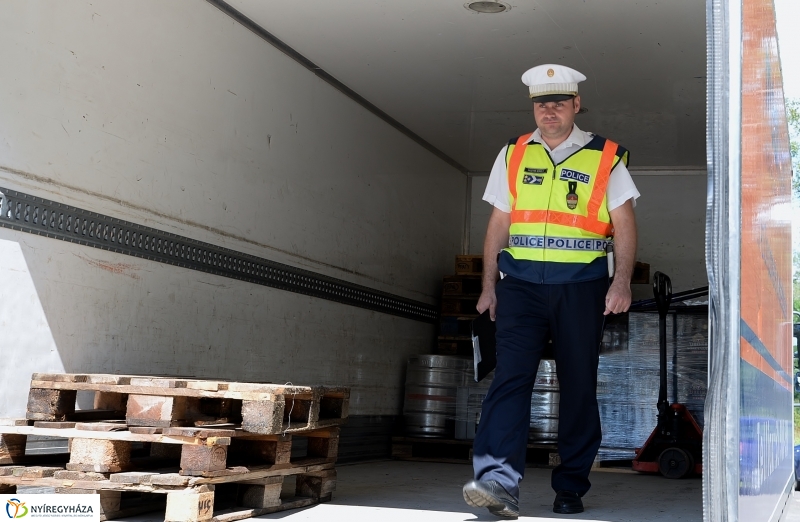 Tispol ellenőrzés a 38-as úton