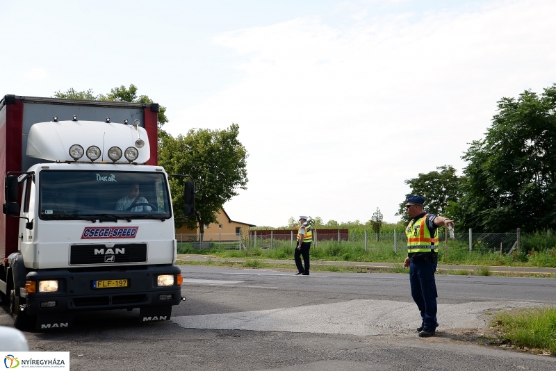 Tispol ellenőrzés a 38-as úton
