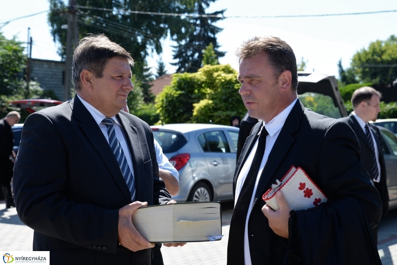 Sóstóra érkezett a Vizsolyi Biblia