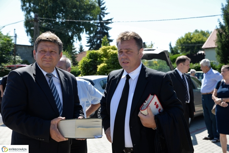 Sóstóra érkezett a Vizsolyi Biblia