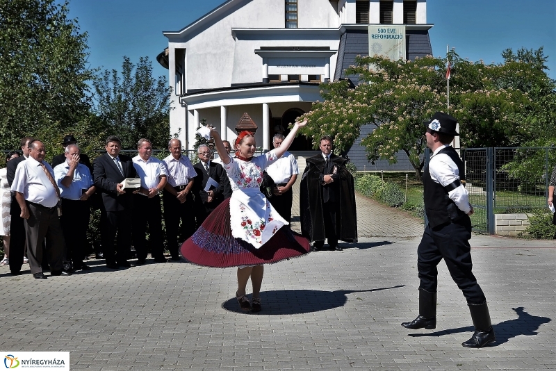 Sóstóra érkezett a Vizsolyi Biblia
