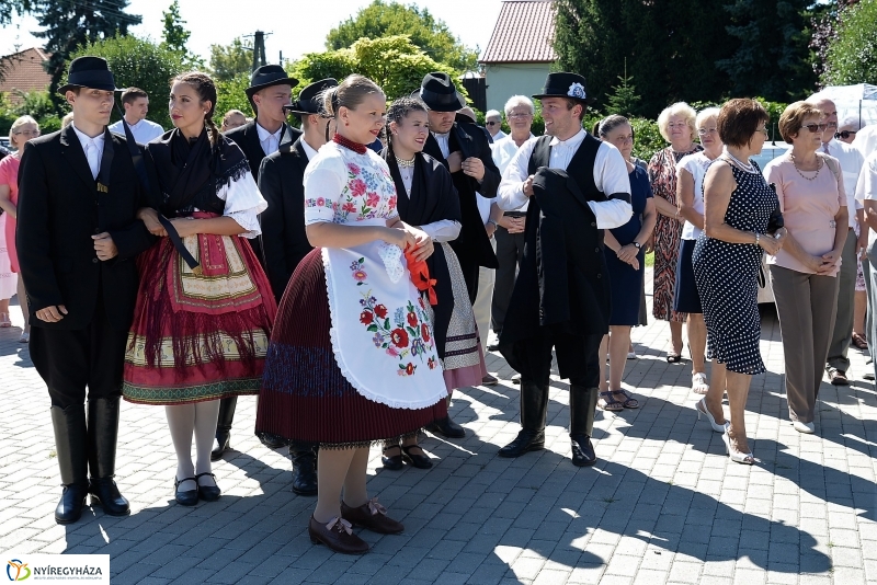 Sóstóra érkezett a Vizsolyi Biblia