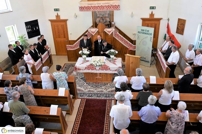 Sóstóra érkezett a Vizsolyi Biblia