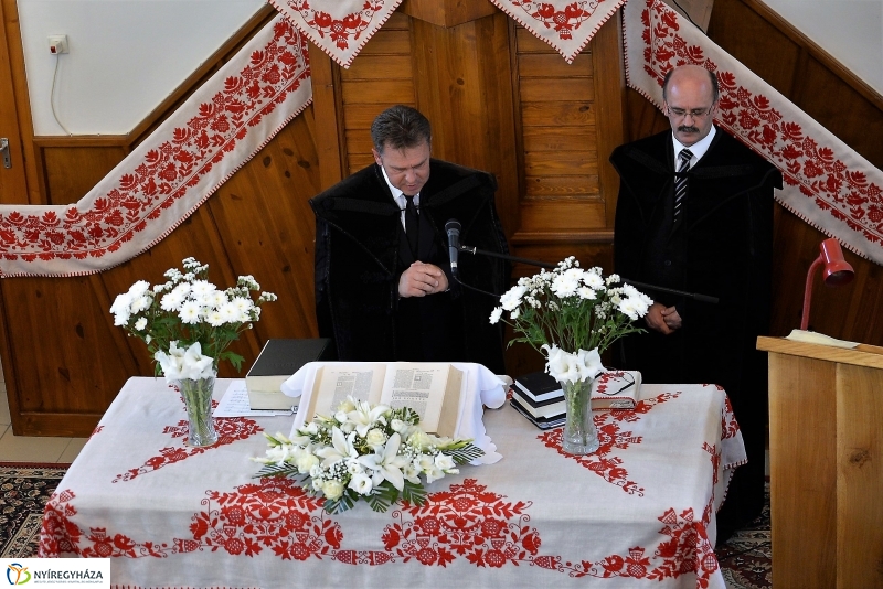 Sóstóra érkezett a Vizsolyi Biblia