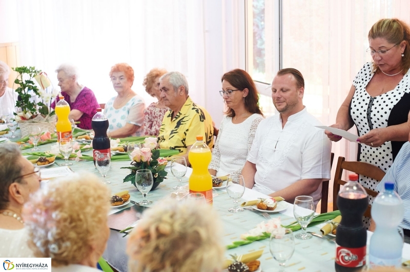 Szépkorú köszöntése-Német Miklósné - fotó Szarka Lajos