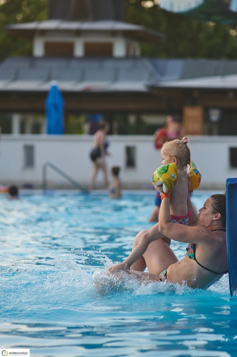 Esti strand - fotó Szarka Lajos