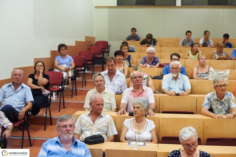 Értékes Esték-helyismereti gyűjtemény - fotó Szarka Lajos