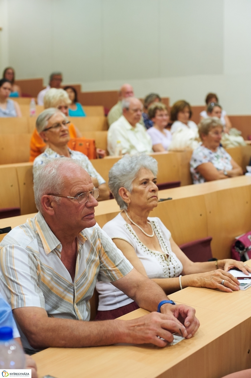 Értékes Esték-helyismereti gyűjtemény - fotó Szarka Lajos