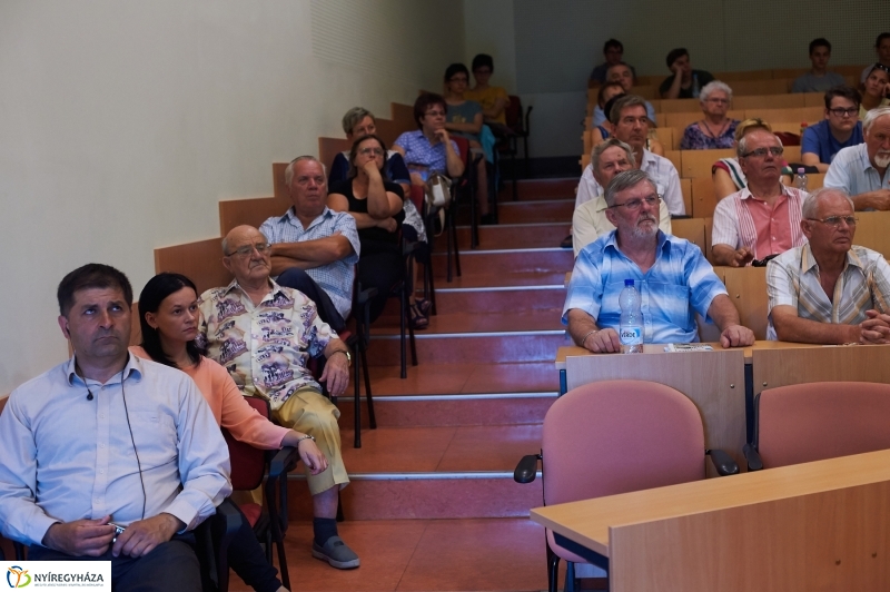 Értékes Esték-helyismereti gyűjtemény - fotó Szarka Lajos