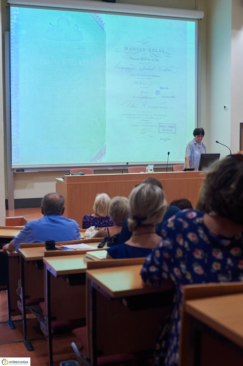 Értékes Esték-helyismereti gyűjtemény - fotó Szarka Lajos