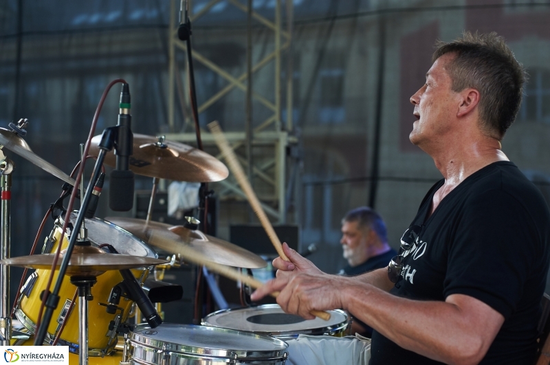 Hőség ellen Serfeszt - fotó Szarka Lajos