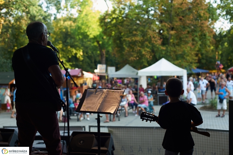 Hőség ellen Serfeszt - fotó Szarka Lajos