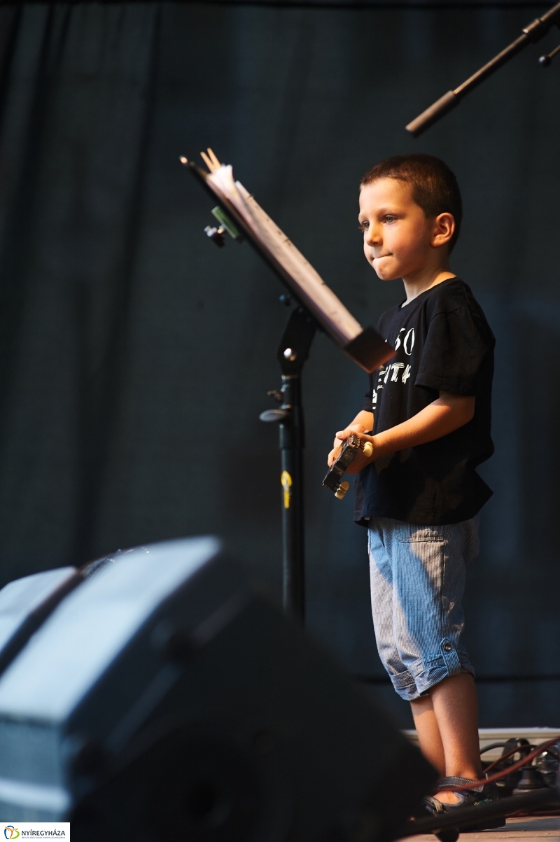 Hőség ellen Serfeszt - fotó Szarka Lajos