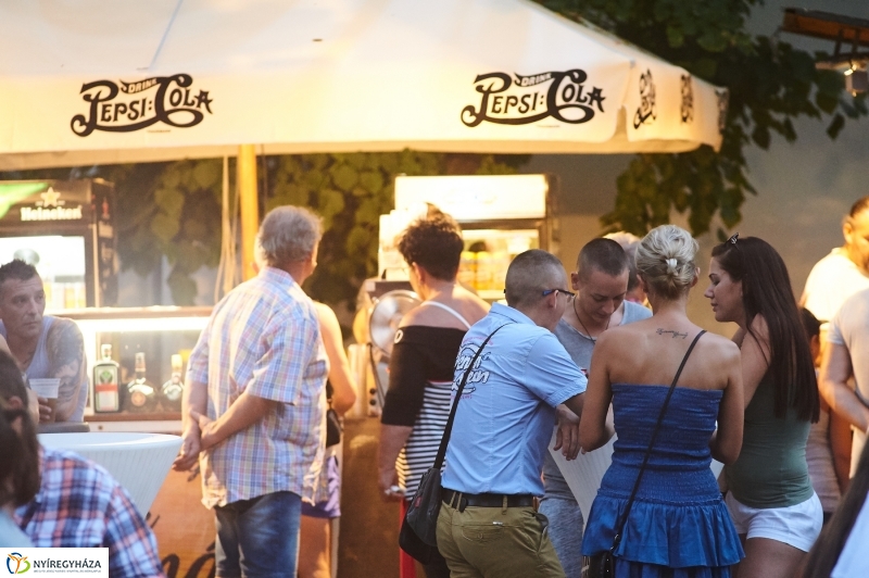 Hőség ellen Serfeszt - fotó Szarka Lajos