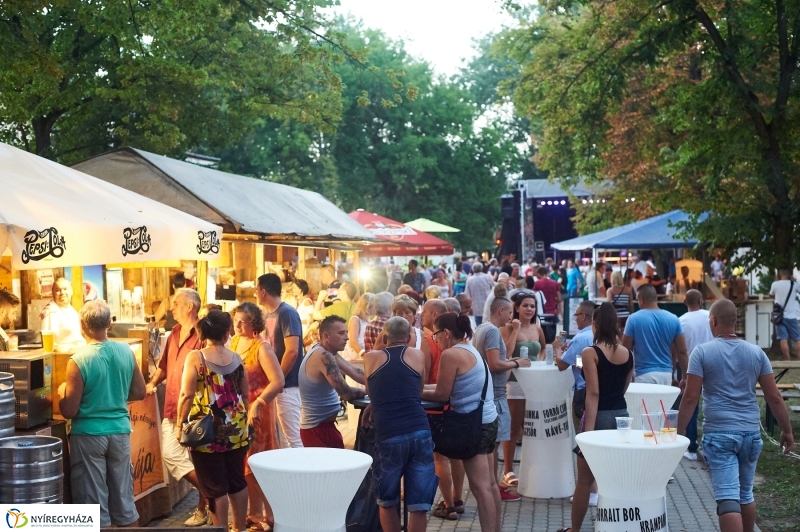 Hőség ellen Serfeszt - fotó Szarka Lajos