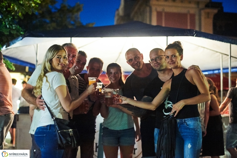 Hőség ellen Serfeszt - fotó Szarka Lajos