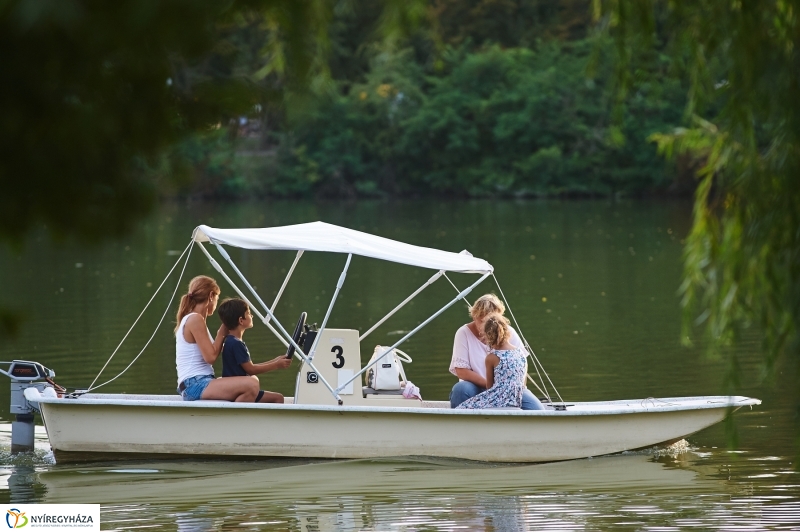 Egy nyári este Sóstón - fotó Szarka Lajos