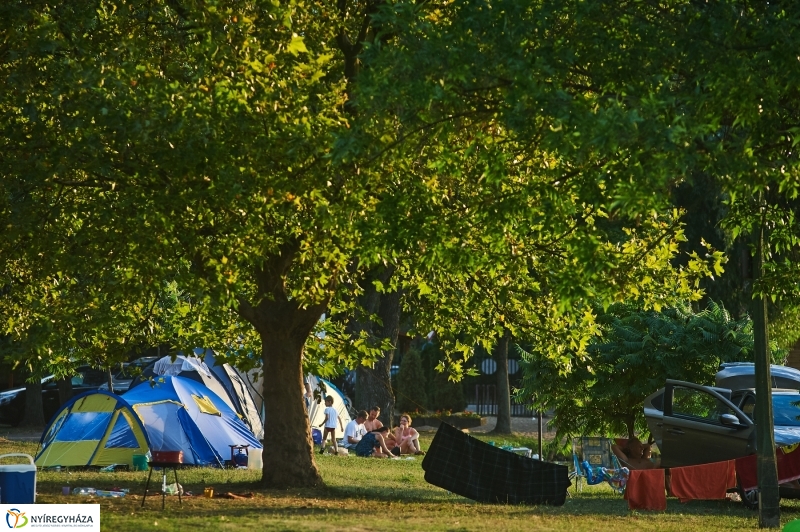 Egy nyári este Sóstón - fotó Szarka Lajos