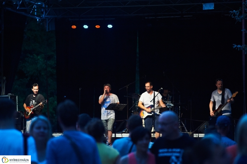 Egy nyári este Sóstón - fotó Szarka Lajos