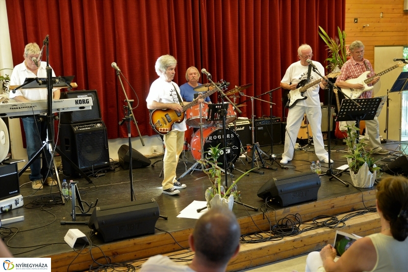 Duplaretro koncert a Városmajori Művelődési Házban