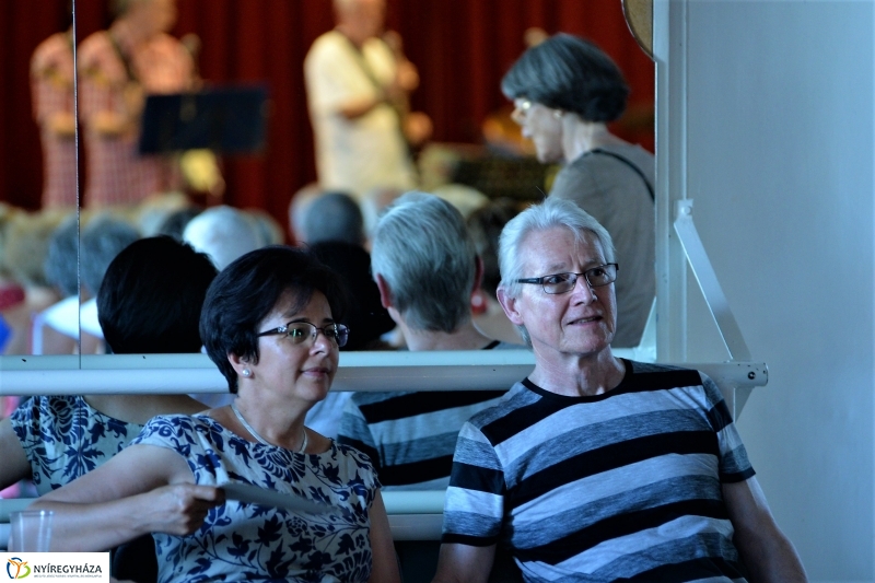 Duplaretro koncert a Városmajori Művelődési Házban