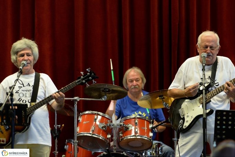 Duplaretro koncert a Városmajori Művelődési Házban