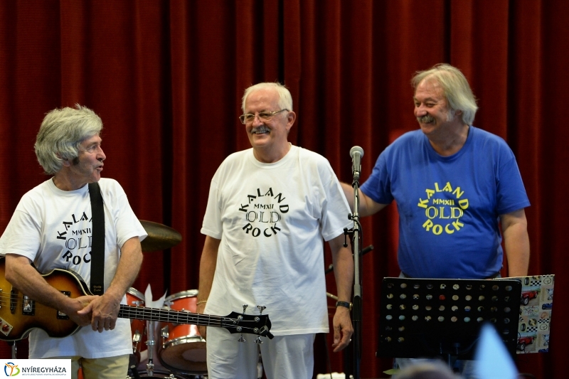 Duplaretro koncert a Városmajori Művelődési Házban