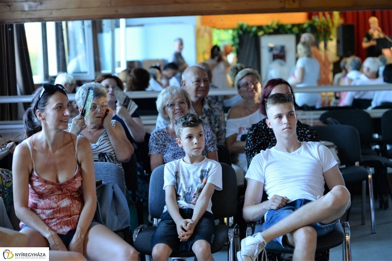 Duplaretro koncert a Városmajori Művelődési Házban