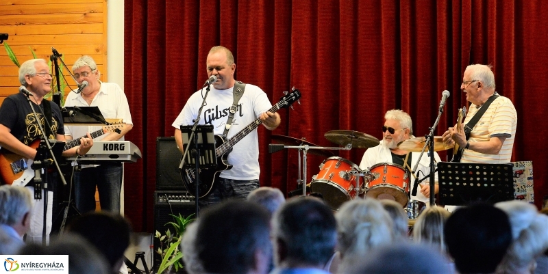 Duplaretro koncert a Városmajori Művelődési Házban